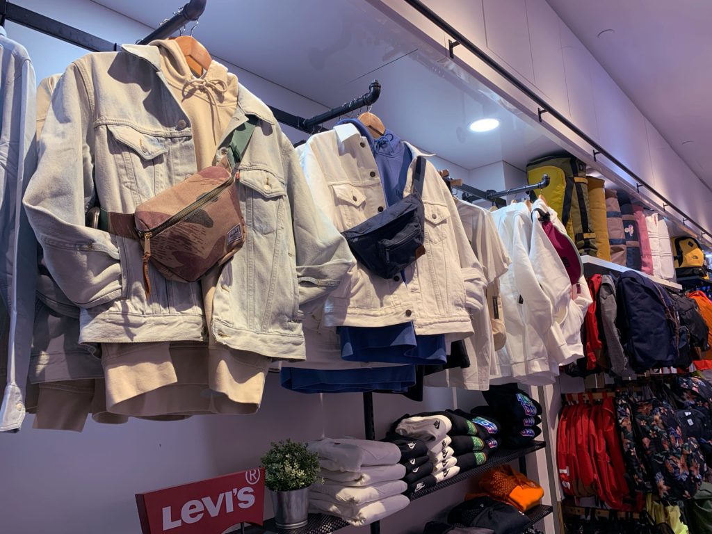 Levi's store scarborough town 2024 centre