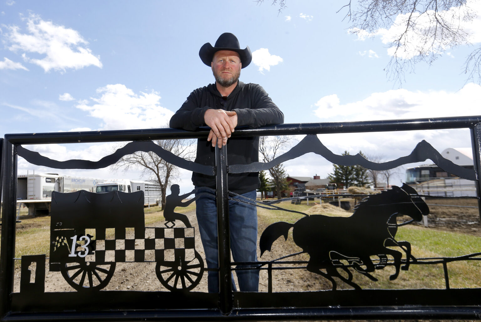 Stampeding through Glass T·