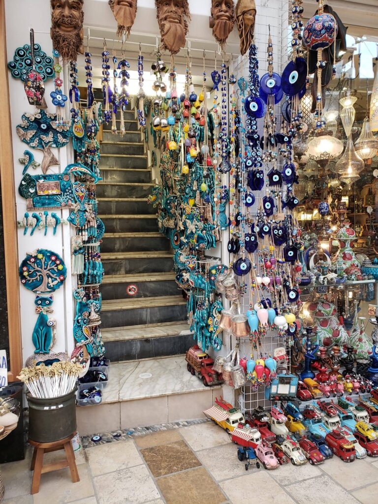 The Grand Bazaar, Istanbul(via Saba Ladha)